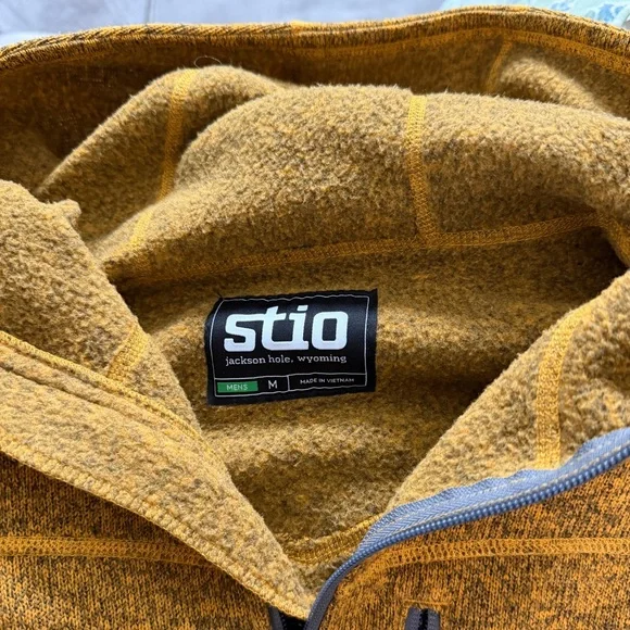 Stio Canada Weathergear Wool Blend Hoodies in Mustard and Gray - Picture 3 of 5